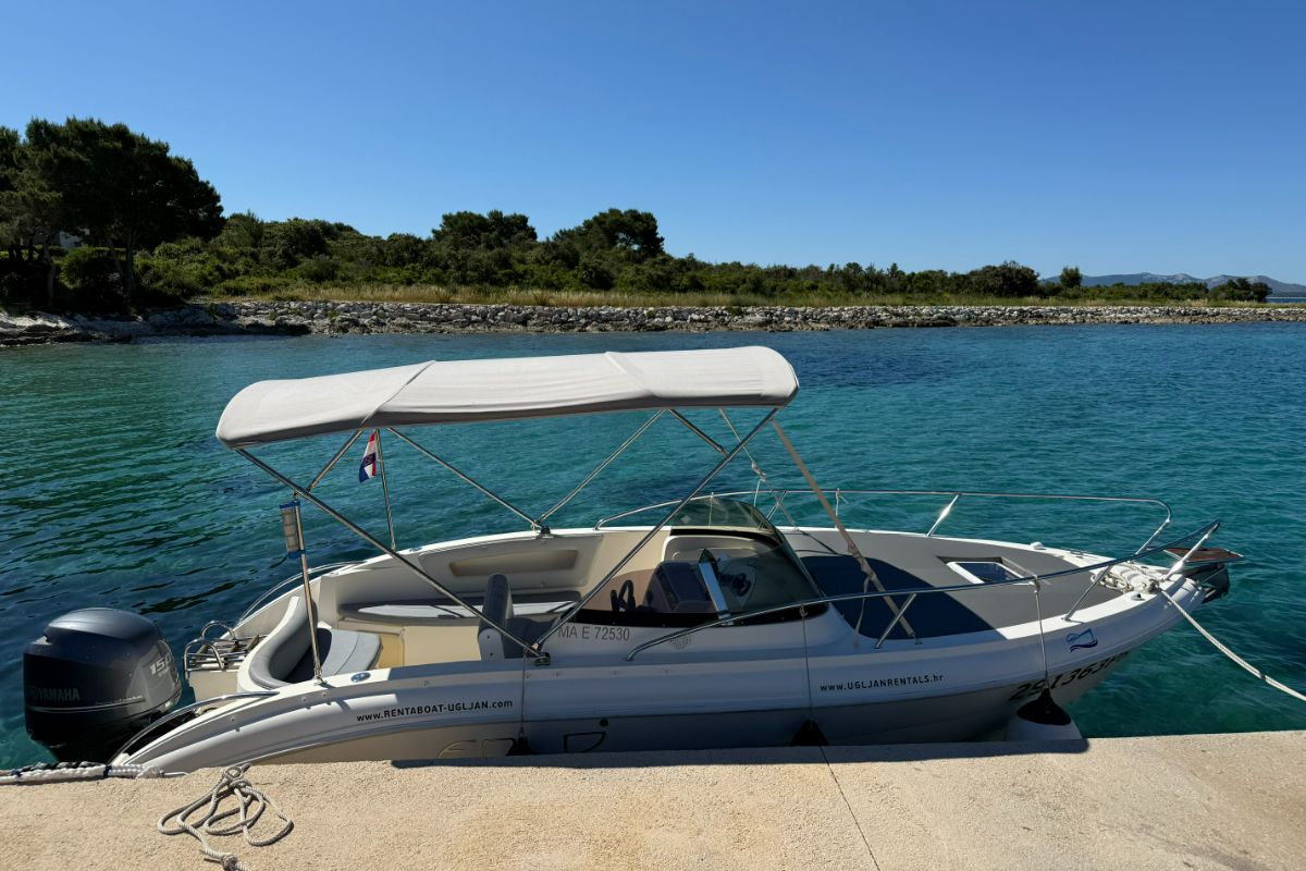 Eolo 650 Cabin